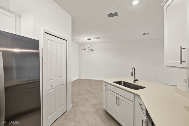 property at 44331 Topmast Ter