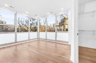 914 W Hubbard Street in Chicago, IL - Building Photo - Building Photo