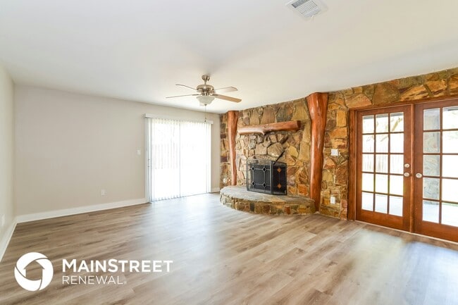 7405 Calmoso Ave in Cocoa, FL - Foto de edificio - Building Photo