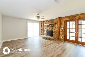 7405 Calmoso Ave in Cocoa, FL - Foto de edificio - Building Photo