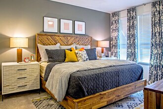 The Standard at Eastpoint in Baytown, TX - Foto de edificio - Building Photo