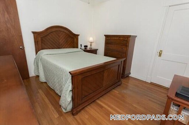 58 Buzzell Ln in Medford, MA - Building Photo - Building Photo