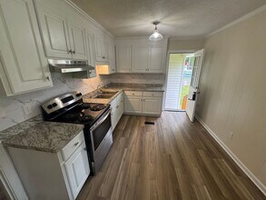 517 Lincoln Dr in Rocky Mount, NC - Building Photo - Building Photo