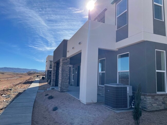 5499 Sonora Stone Ln in Saint George, UT - Building Photo - Building Photo