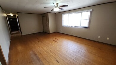 605 N Front St in Dardanelle, AR - Building Photo - Building Photo