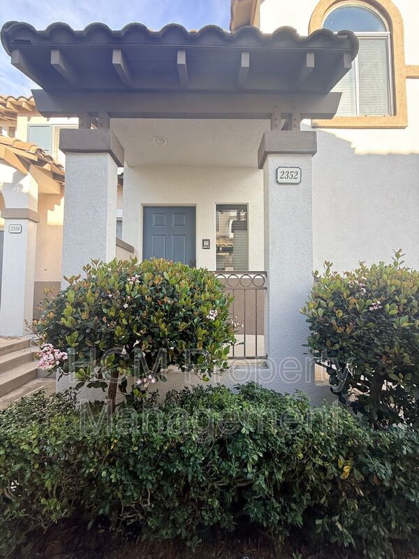 property at 2352 Sunningdale Dr