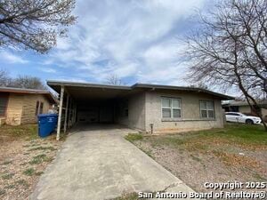 property at 507 Gilbert Ln