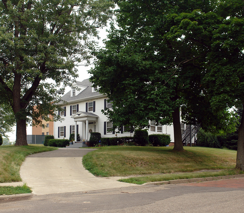 Ryder House in Canton, OH - Building Photo