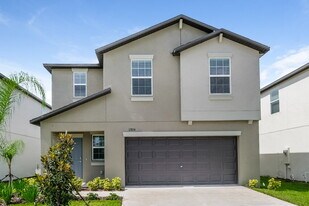 17854 Beaming Rays Ln in Lutz, FL - Building Photo