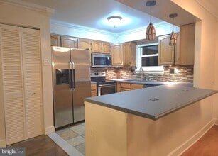 1136 Fox Run in Reading, PA - Building Photo - Building Photo