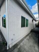 1040 Ruberta Ave in Glendale, CA - Building Photo