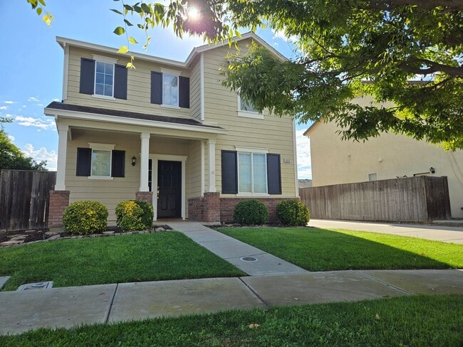property at 4330 Alba Ct