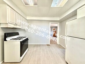 3603 S Harrison St in Fort Wayne, IN - Building Photo - Building Photo