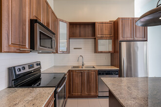 500 Sherbourne St in Toronto, ON - Building Photo - Building Photo
