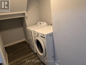 3 Panorama Crescent in Brampton, ON - Building Photo - Building Photo