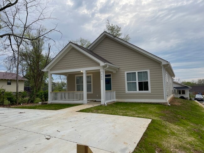 property at 704 Moore St