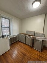 63 Fellsway W in Medford, MA - Building Photo