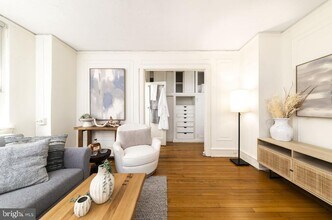2100 Walnut St in Philadelphia, PA - Building Photo - Building Photo