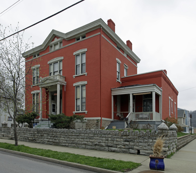 1710 Eastern Ave in Covington, KY - Building Photo