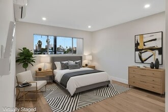 Canfield Luxury Investments LLC in Los Angeles, CA - Building Photo - Interior Photo