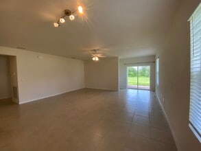 636 SW 19th Ave in Cape Coral, FL - Building Photo - Building Photo