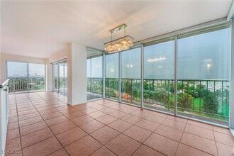 3111 Bel Air Dr in Las Vegas, NV - Building Photo - Building Photo