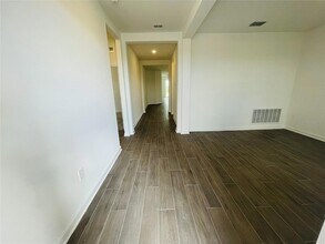 6020 Shavasana Rd in Clermont, FL - Building Photo - Building Photo