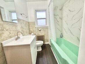 136 Haig St in St Catharines, ON - Building Photo - Building Photo