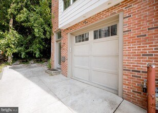 4513 Silverwood St in Philadelphia, PA - Foto de edificio - Building Photo