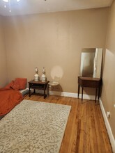 52 Spruce St in West Haven, CT - Building Photo - Building Photo