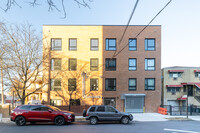 909 E 229th St in Bronx, NY - Foto de edificio - Building Photo