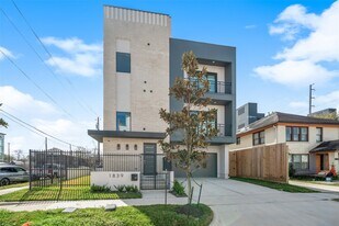 1839 Colquitt St in Houston, TX - Building Photo