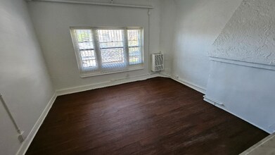 844 S Westlake Ave in Los Angeles, CA - Building Photo - Building Photo
