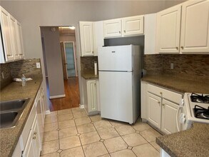 3730 Golfe Links Dr in Snellville, GA - Building Photo - Building Photo