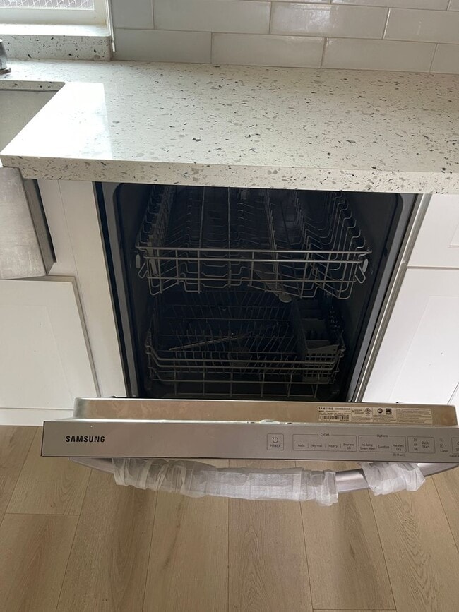 5526 Paloma Ave in Paradise, CA - Foto de edificio - Building Photo