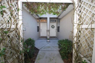 11251 Windsor Pl Cir in Tampa, FL - Building Photo - Building Photo