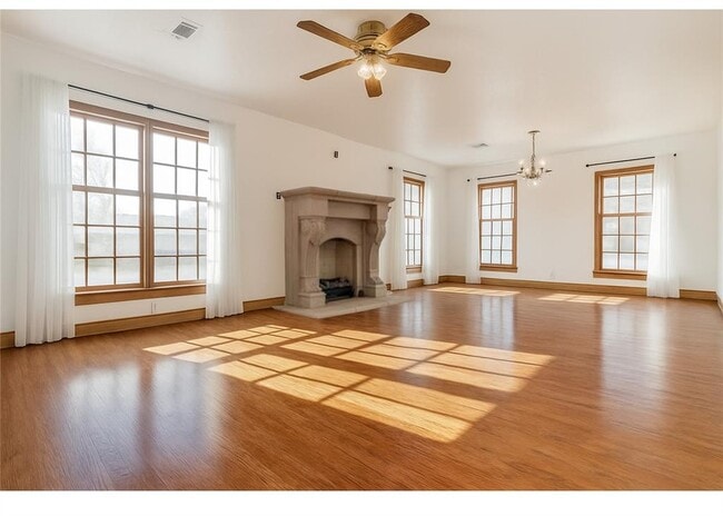 property at 415 NW 28th St