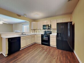 4325 Standing Rock Way in Raleigh, NC - Building Photo - Building Photo