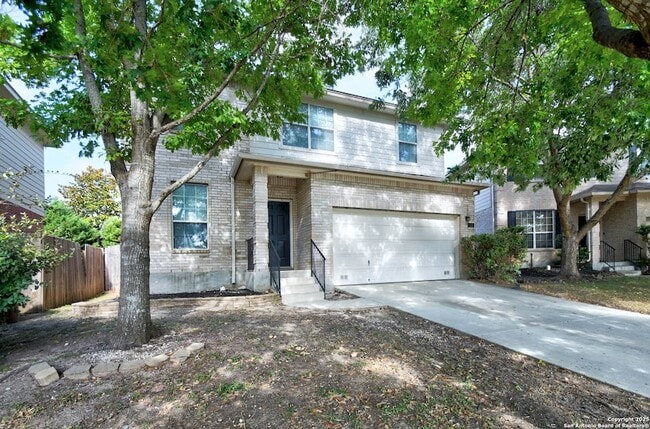 6319 Big Bend Cove, Unit 204 in San Antonio, TX - Building Photo - Building Photo