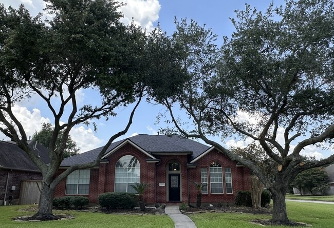 property at 8739 Saratoga Dr