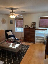 6 Pleasant St in Hooksett, NH - Building Photo - Building Photo