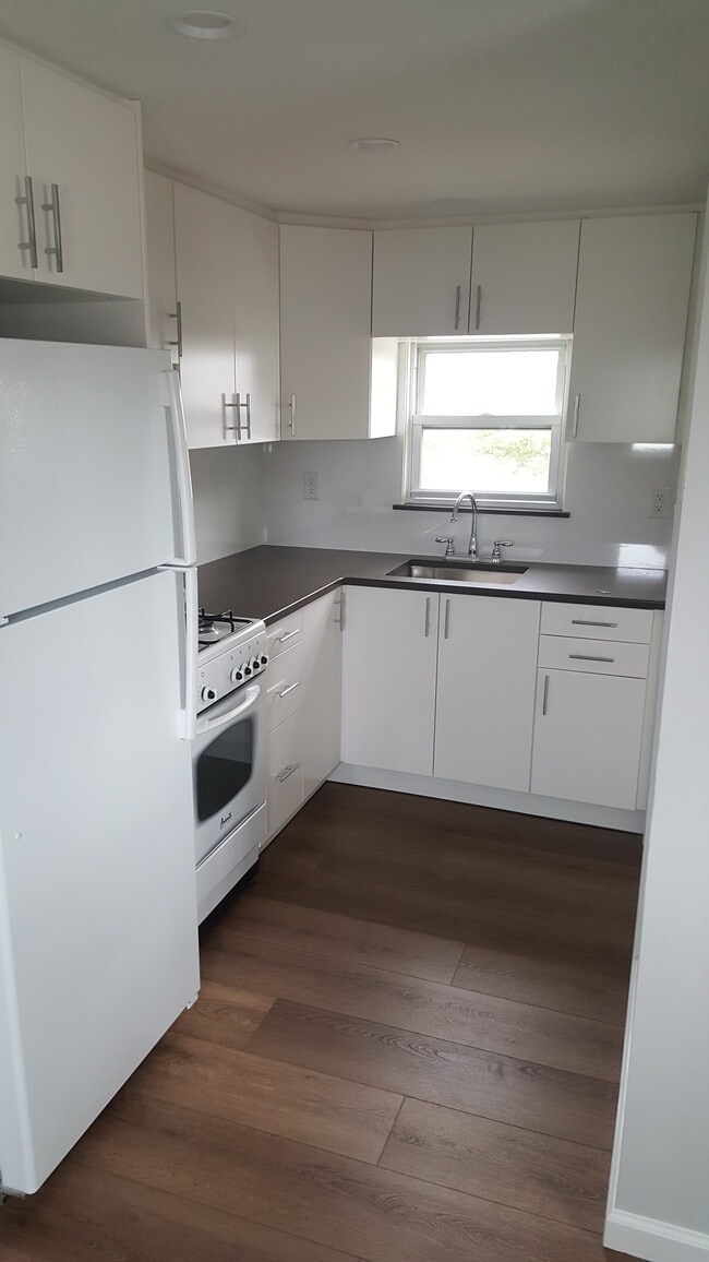 1511 W Camplain Rd, Unit 2