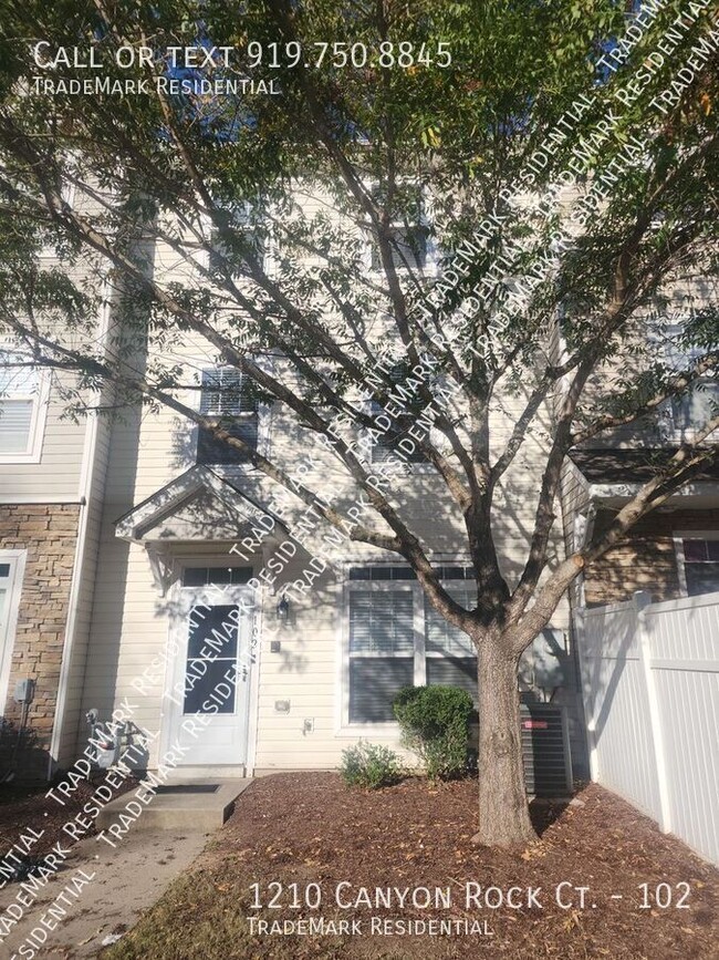 1210 Canyon Rock Court in Raleigh, NC - Building Photo - Building Photo