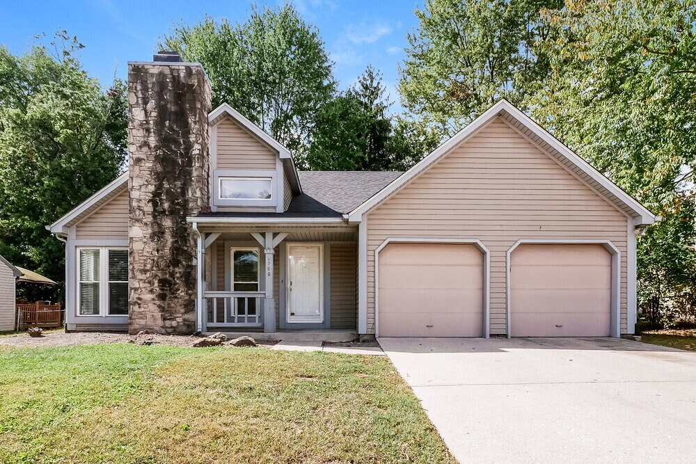1750 Catalano Dr in Indianapolis, IN - Building Photo
