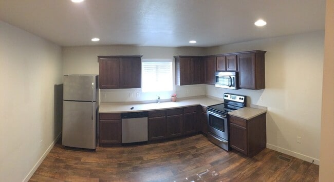 228 N 680 E in Vineyard, UT - Building Photo - Building Photo
