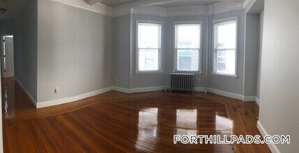 114 Thornton St in Boston, MA - Building Photo - Building Photo