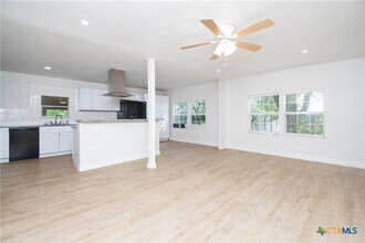 199 Apache Springs Rd in Briggs, TX - Building Photo - Building Photo