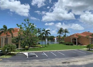 1240 Wildwood Lakes Blvd in Naples, FL - Building Photo - Building Photo