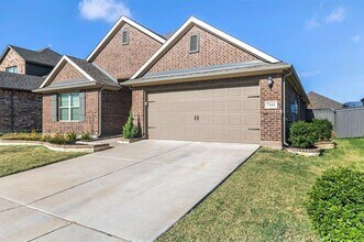 7161 Red Twig Trl in Venus, TX - Building Photo - Building Photo