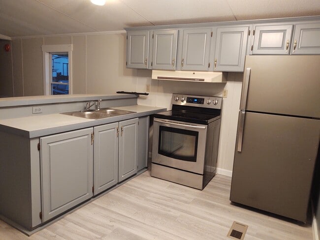 property at 26 Iron Mine Hill MHP